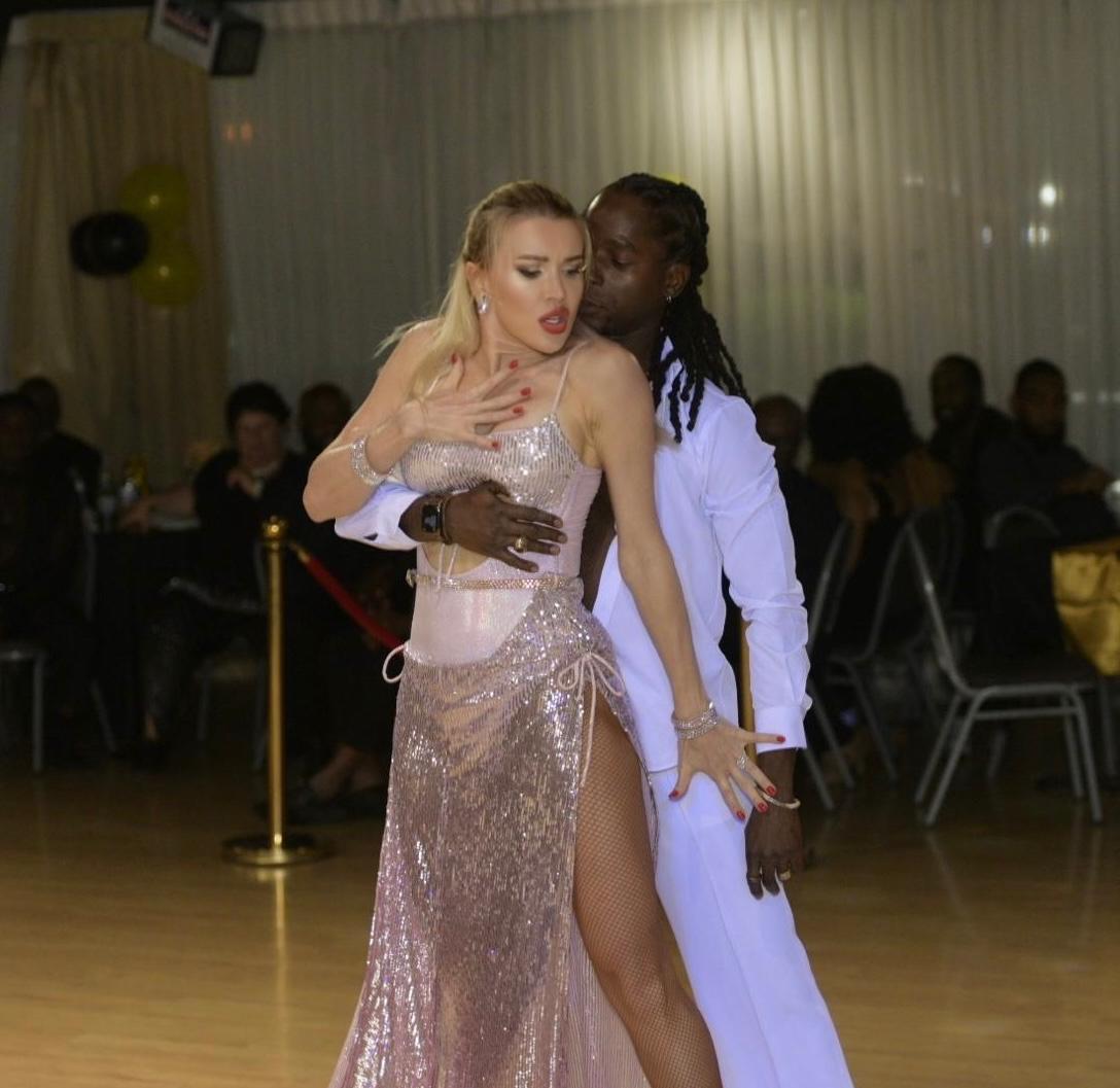 Pouchy & Anna Dance Performance